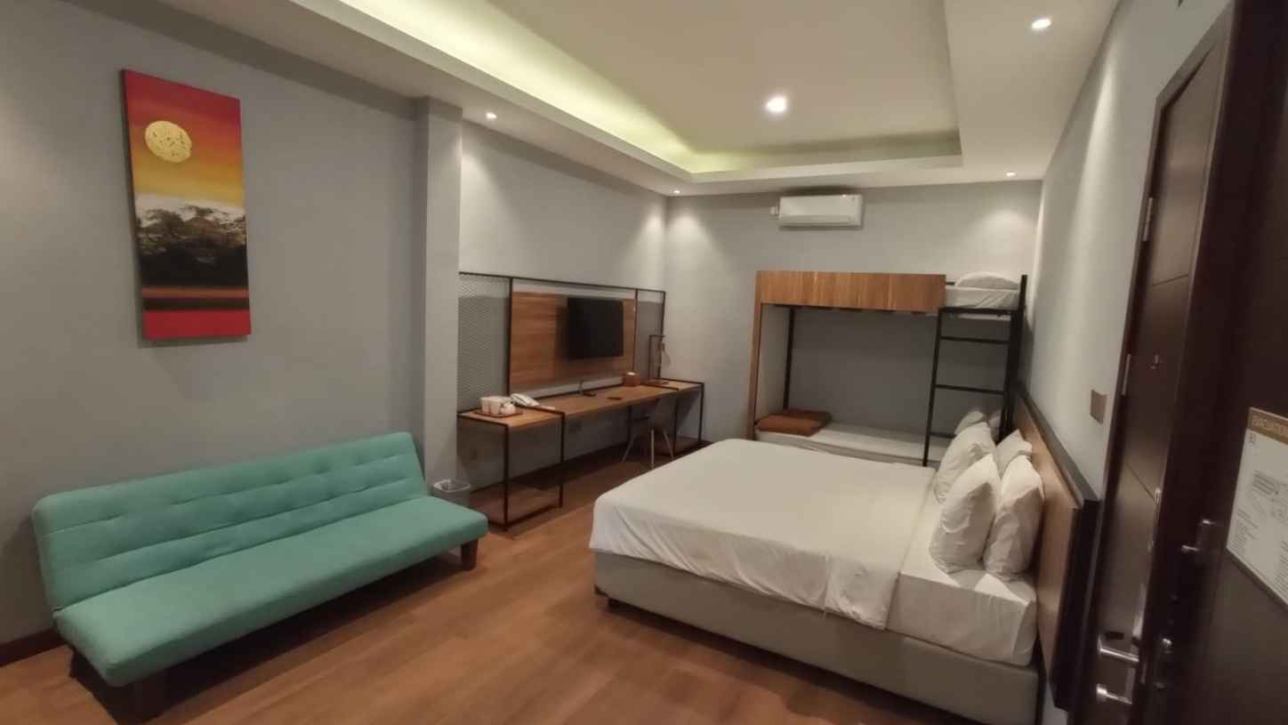 Family Suite 1